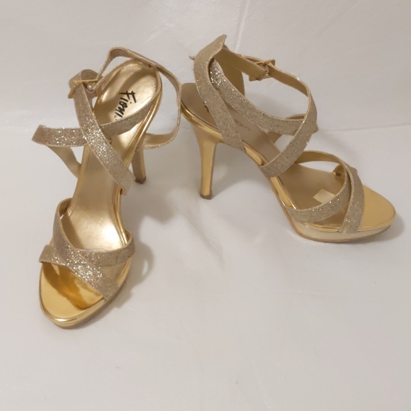 Fioni Night Shoes Shoes - Fioni Night Gold Glitter Shoe